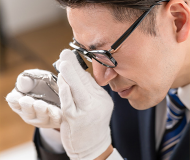 品の価値を見抜く