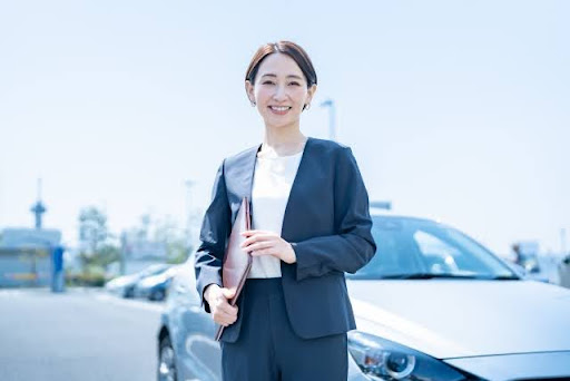 出張買取と宅配買取の違い