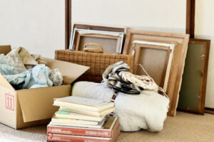 出張買取とは？自宅で簡単に不用品を売る方法を解説！