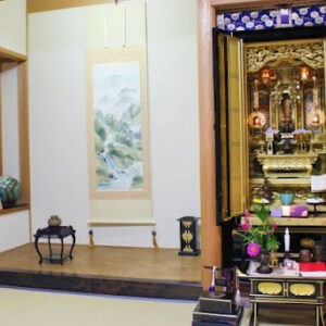 紫檀の仏壇を高く買取してもらうには？素材・彫刻・状態で変わる査定ポイント