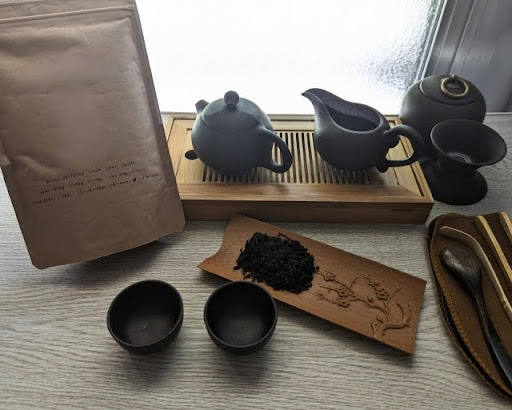 茶道具は種類が多い。まず何が出てきたかを把握しよう