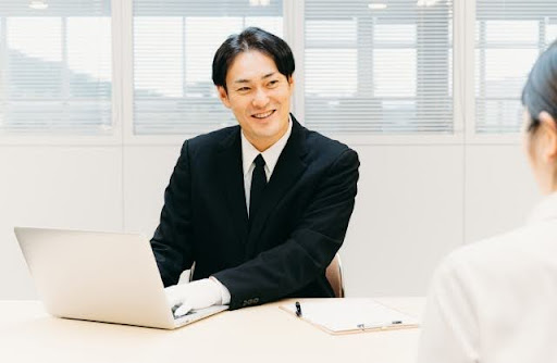 コンパクトな人形を自分で持ち込めるなら店舗買取がおすすめ