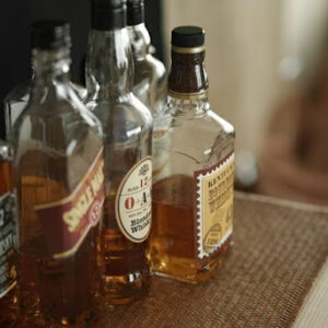 飲まないお酒をまとめて整理したいなら出張買取へ！大量のボトルを手放すコツ