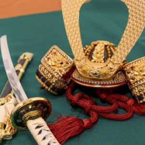 兜飾りは買取に出せる？五月人形の査定で見られる素材・付属品・状態